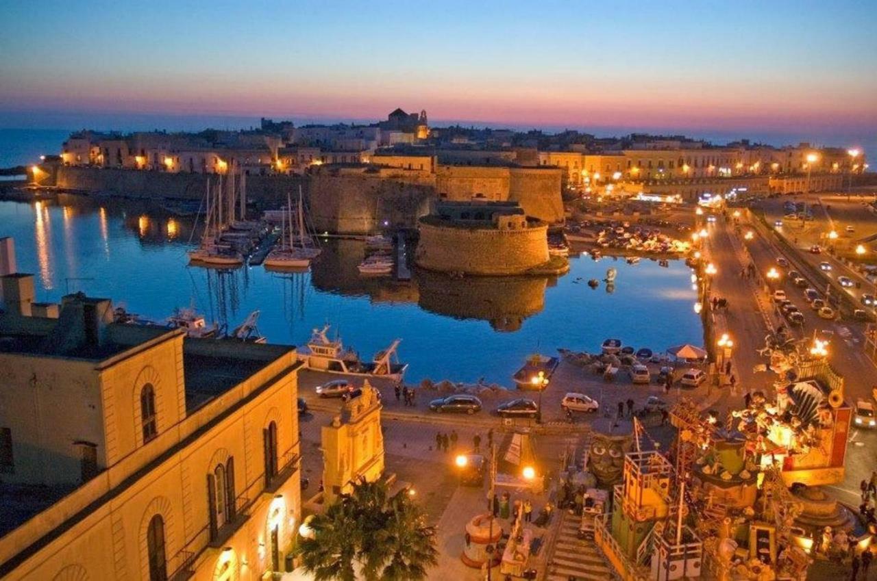 Minzoni Gallipoli Sul Mare E 130 Mt Dal Centro Buitenkant foto